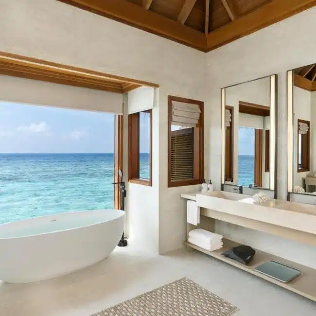 Bathroom Interior Lagoon Bungalow with Pool - Huvafen Fushi, Maldives