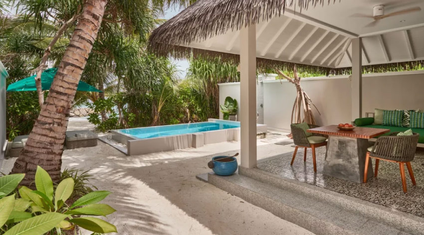 Interconnecting Three-Bedroom Ocean Beach Pool Villa
